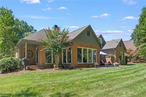 919 Flicker Ln, High Point, NC 27262 photo 38