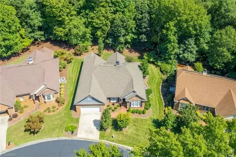 919 Flicker Ln, High Point, NC 27262 photo 40