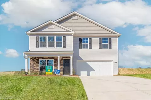 217 Bunting Dr #43, Lexington, NC 27295