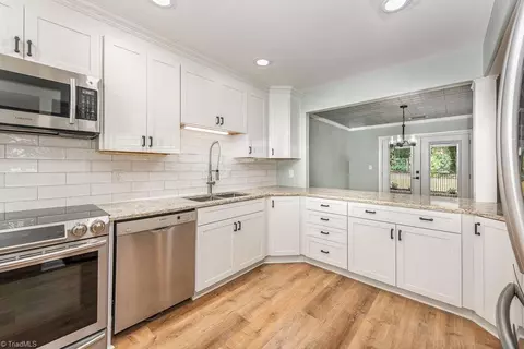 3615 Wandering Way, Winston Salem, NC 27106