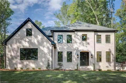 301 Kemp Rd W, Greensboro, NC 27410