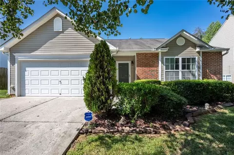 4431 Garden Club St, High Point, NC 27265