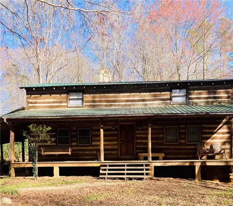 1176 Briarcreek Rd, King, NC 27021