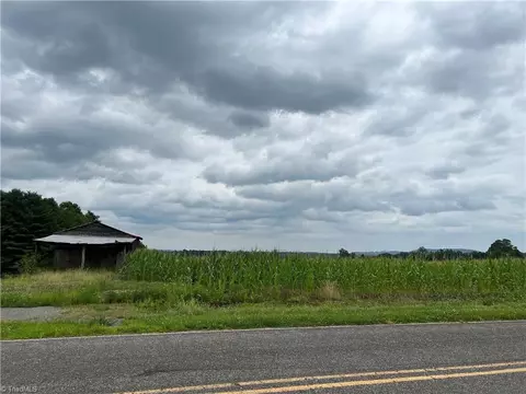 000000 Fannie Simmons Rd, Mount Airy, NC 27030