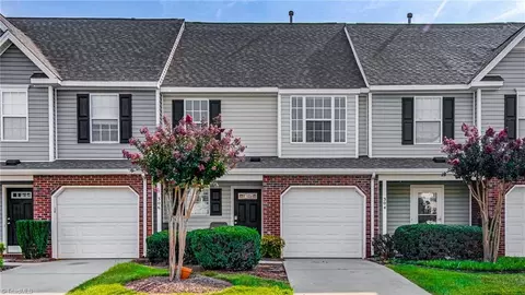 306 Mourning Dove Ter, Greensboro, NC 27409