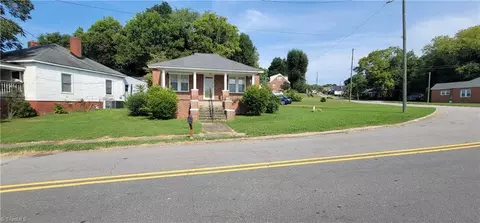 901 Harris St, Eden, NC 27288