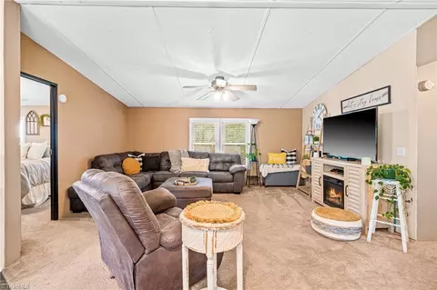 4947 Cashatt Rd, Trinity, NC 27370 photo 15