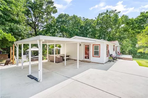 4947 Cashatt Rd, Trinity, NC 27370 photo 3