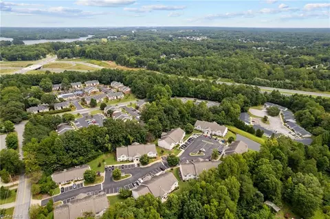 2636 Guyer St #2A, High Point, NC 27265