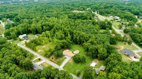 294 Bowers Rd, Thomasville, NC 27360