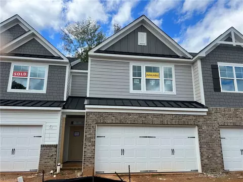 5111 Moonlight Ridge Dr, Greensboro, NC 27455