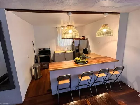 825 Fairview St, High Point, NC 27260 photo 8