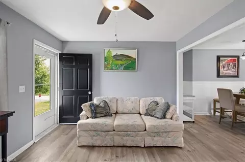 111 Dalsher Ave, Pilot Mountain, NC 27041 photo 12