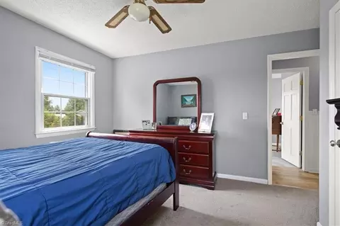 111 Dalsher Ave, Pilot Mountain, NC 27041 photo 18