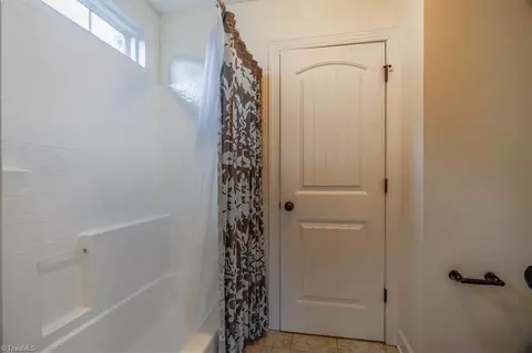 2427 Hammock Dr, High Point, NC 27265 photo 40