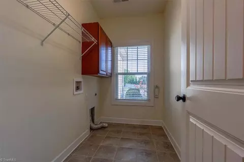 2427 Hammock Dr, High Point, NC 27265 photo 26