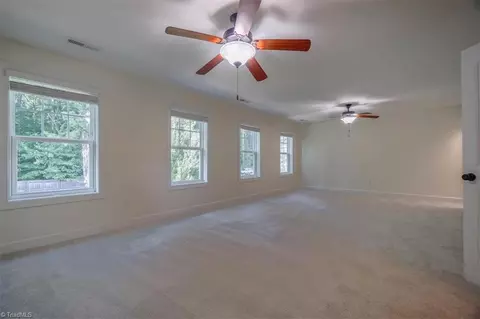 2427 Hammock Dr, High Point, NC 27265 photo 33