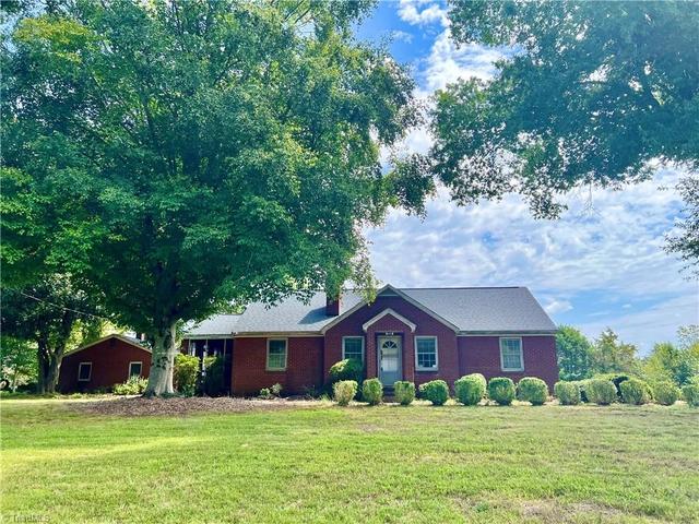 6095 Germanton Rd, Winston Salem, NC 27105 | 26 Photos - Movoto
