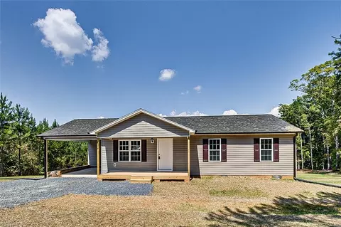 5214 Tabernacle School Rd, Asheboro, NC 27205