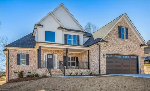 141 Pipers Rdg W, Winston Salem, NC 27127