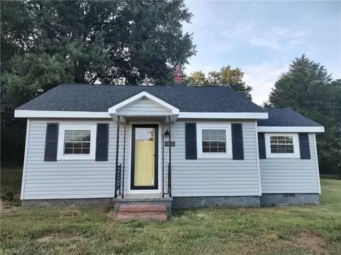 1615 Eastern St, Eden, NC 27288