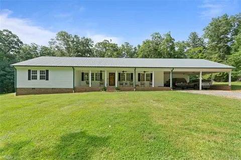 416 Lumber Plant Rd, Lowgap, NC 27024