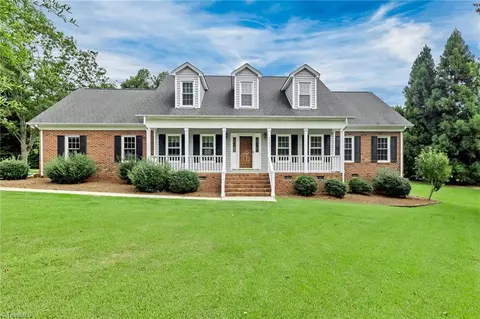 6004 Percheron Trl, Summerfield, NC 27358