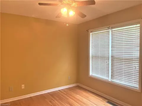 309 Frank Cherry St, Eden, NC 27288 photo 12