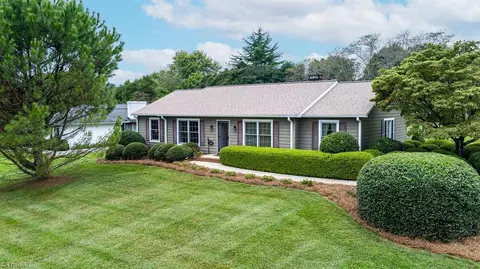 1451 S Peace Haven Rd, Clemmons, NC 27012