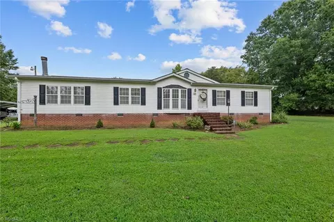 127 Shelby Ln, Madison, NC 27025