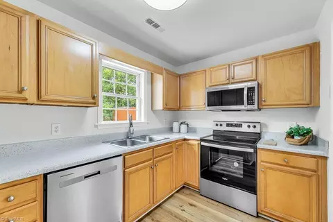 6109 Evans Mill Rd, High Point, NC 27265 photo 13