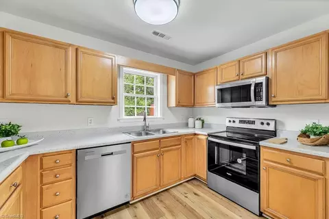 6109 Evans Mill Rd, High Point, NC 27265 photo 12