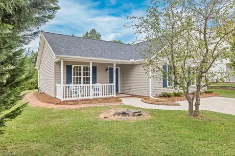 6109 Evans Mill Rd, High Point, NC 27265 photo 2