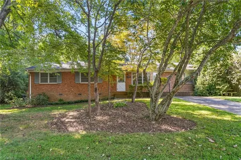 3805 Frazier Rd, Greensboro, NC 27407