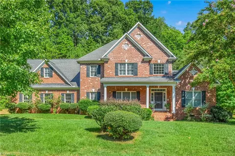 860 Ridge Gate Dr, Lewisville, NC 27023
