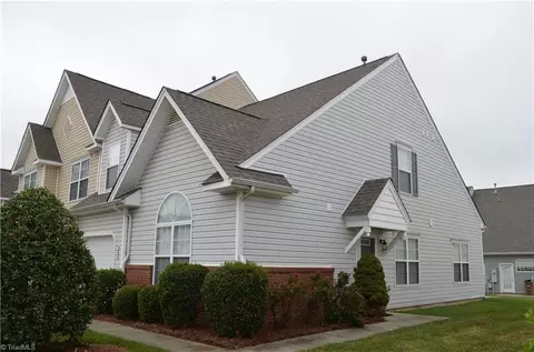 225 Nighthawk Pl, Greensboro, NC 27409