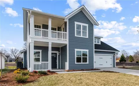 1698 Ashmead Ln, Clemmons, NC 27012