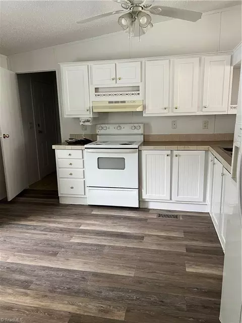 818 Morgan Rd, Eden, NC 27288 photo 7