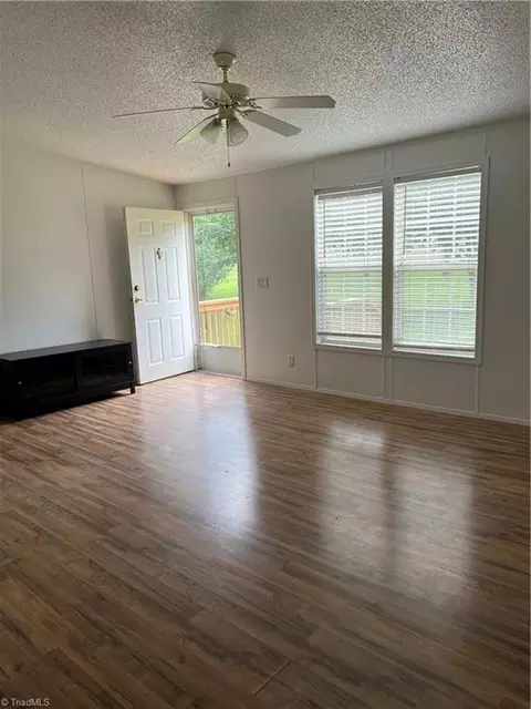 818 Morgan Rd, Eden, NC 27288 photo 6