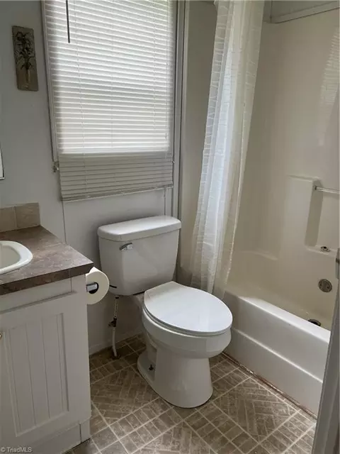 818 Morgan Rd, Eden, NC 27288 photo 11