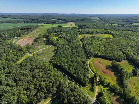 8077 Volunteer Rescue Rd, Denton, NC 27239