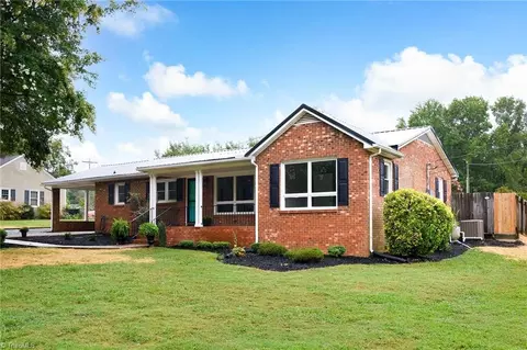 211 Rowe Rd, Lexington, NC 27295