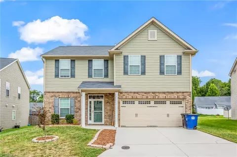 4974 Long Grove Dr, Kernersville, NC 27284