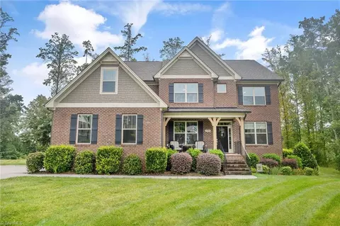 4398 Williston Ct, Kernersville, NC 27284