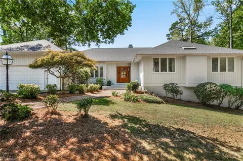 3931 Starmount Dr, Greensboro, NC 27410
