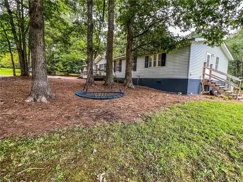 1383 Gravitte Rd, Pilot Mountain, NC 27041 photo 16