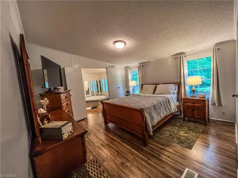 1383 Gravitte Rd, Pilot Mountain, NC 27041 photo 6