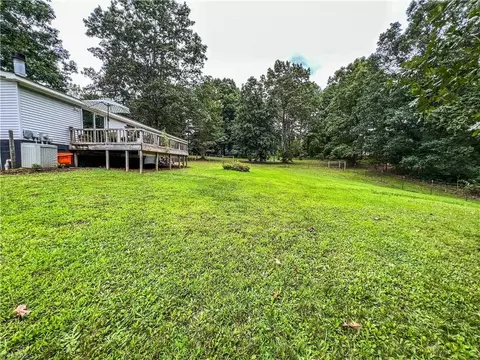 1383 Gravitte Rd, Pilot Mountain, NC 27041 photo 14