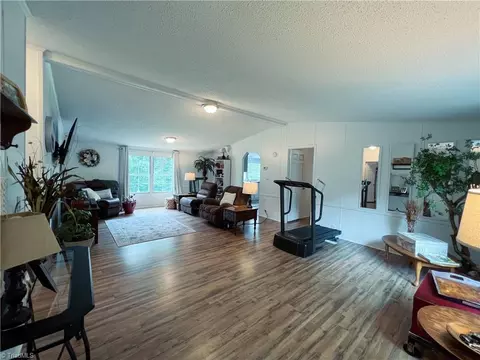 1383 Gravitte Rd, Pilot Mountain, NC 27041 photo 2