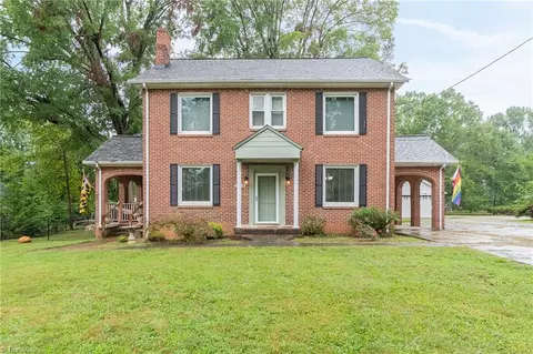 327 Hamilton St, Eden, NC 27288